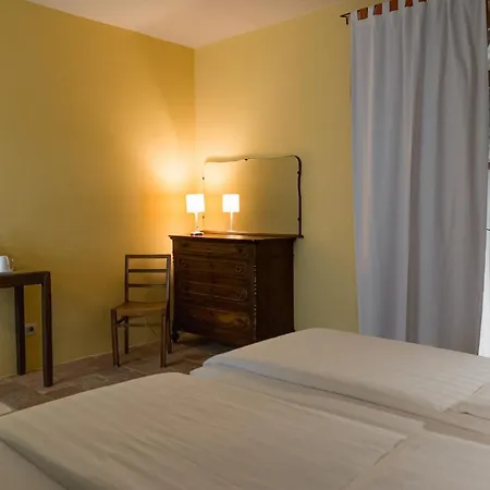 Real Castello Hotel 2*