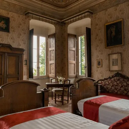Ξενοδοχείο Real Castello 2*